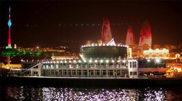 Eye Of The Sea Botel Baku